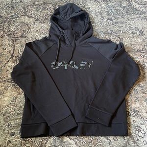 Women’s Oakley 2.0 fleece hoodie - size larg